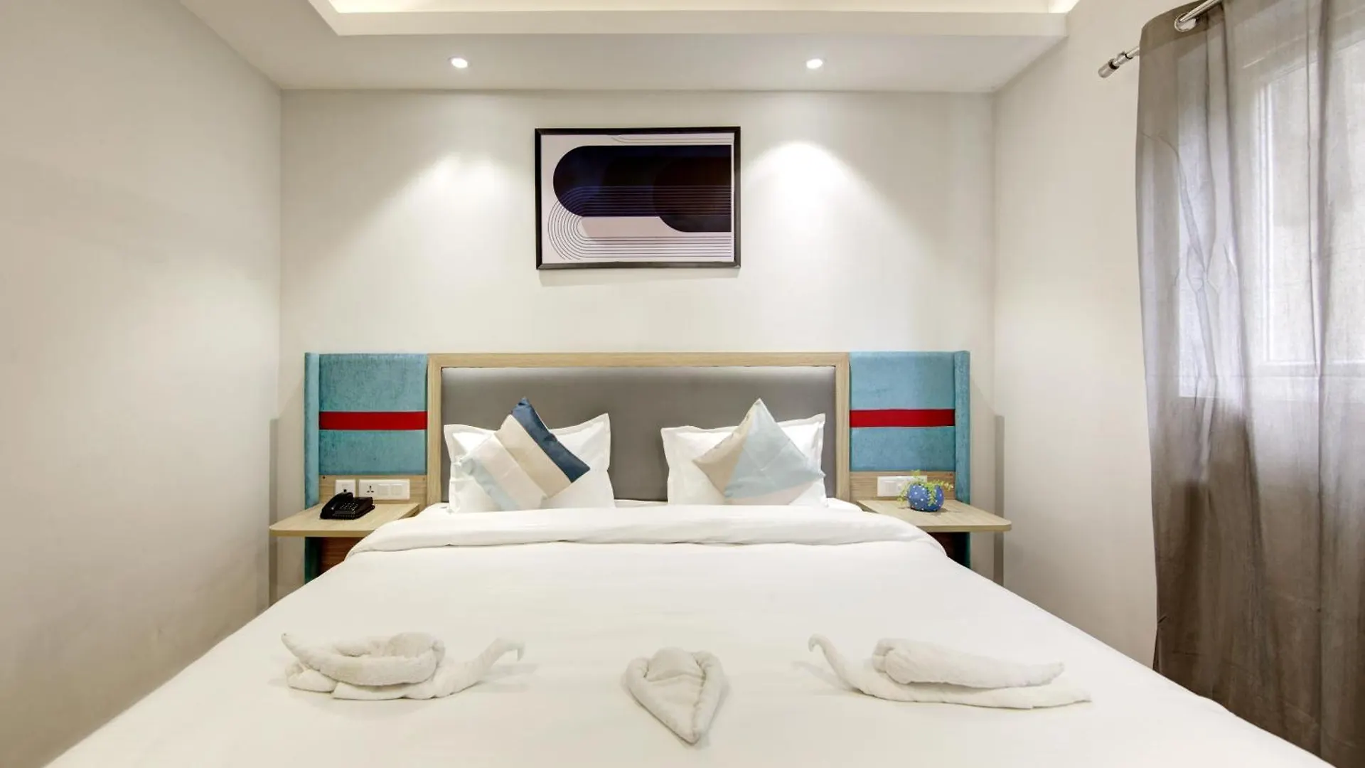 Flxho Cyber One - Hotel And Banquet Cyber City Gurgaon