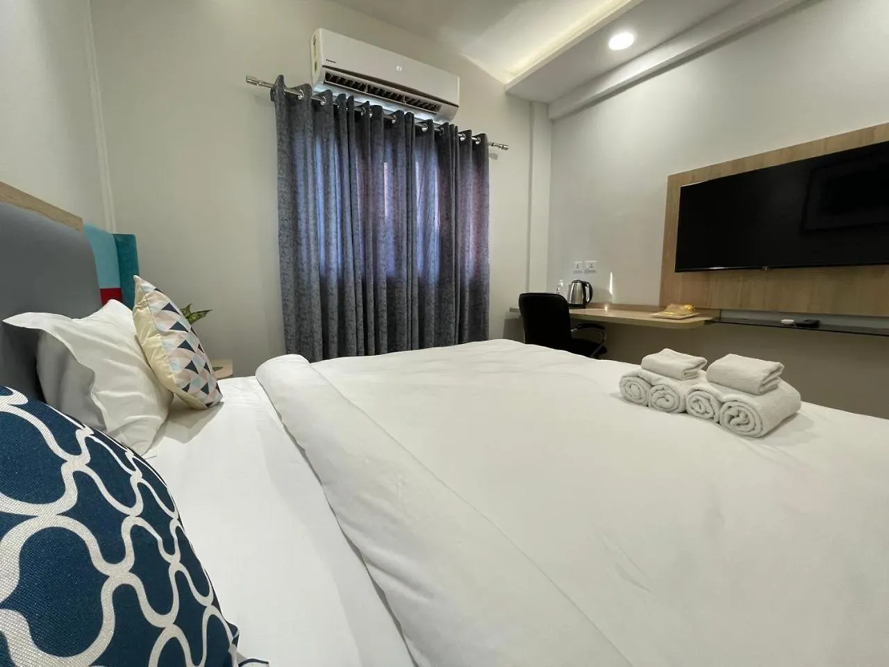 Flxho Cyber One - Hotel And Banquet Cyber City Gurgaon India
