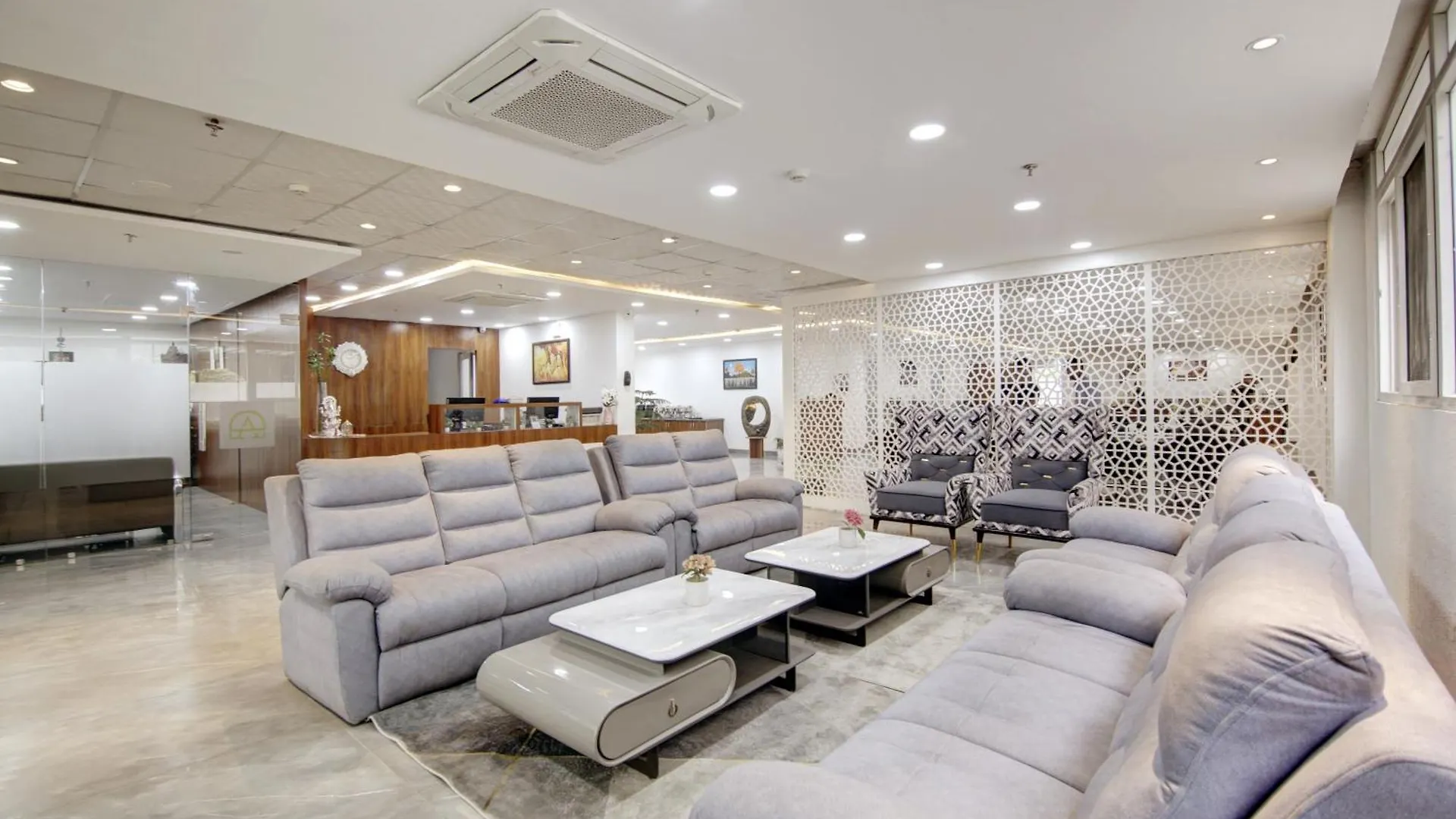 Flxho Cyber One - Hotel And Banquet Cyber City Gurgaon